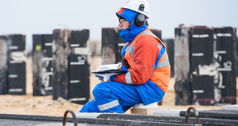 哈萨克斯坦工人